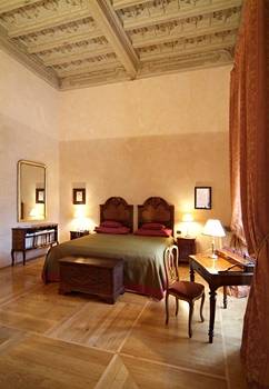 Las mejores ofertas de VILLA SAN CARLO BORROMEO Milan