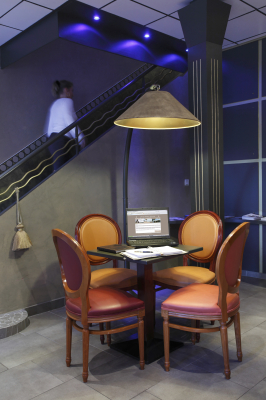 Las mejores ofertas de Adonis Marseille Vieux Port - Hotel Du Palais Marsella