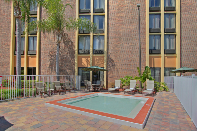 Las mejores ofertas de CLARION HOTEL MAINGATE Orlando