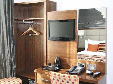 Las mejores ofertas de BEST WESTERN SERAPHINE KENSINGTON GARDEN Londres