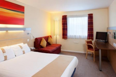 Las mejores ofertas de Holiday Inn Express Cardiff Airport Cardiff