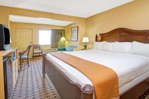 Las mejores ofertas de TRAVELODGE SUITES BY WYNDHAM KISSIMMEE ORANGE Kissimmee 