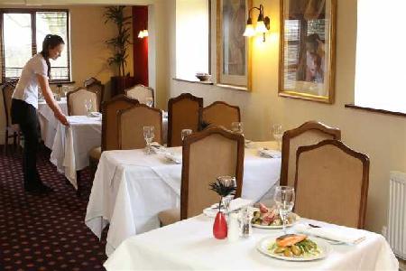 Las mejores ofertas de BEST WESTERN BRISTOL NORTH THE GABLES HOTEL Gloucester 
