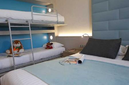 Las mejores ofertas de PLAZA - SITE DU FUTUROSCOPE Chasseneuil-du-poitou