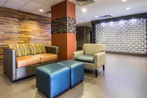 Las mejores ofertas de COMFORT INN SUITES KANNAPOLIS CONCORD Kannapolis