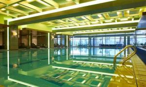 Las mejores ofertas de NEW CENTURY RESORT JIULONG LAKE Ningbo 