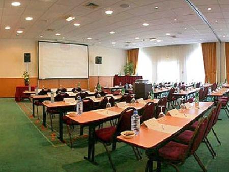 Las mejores ofertas de MERCURE TOURS NORD Beauval