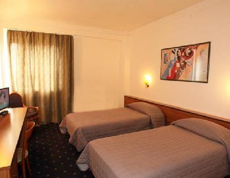 Las mejores ofertas de QUADRIFOGLIO Pomigliano D'arco