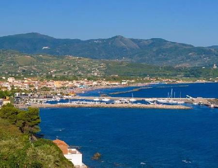 Las mejores ofertas de IL NIDO COUNTRHOUSE Casal Velino 