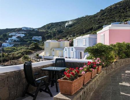 Las mejores ofertas de VILLAGGIOI PESCATORI Ponza
