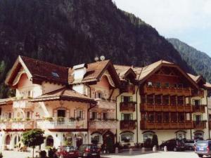 Las mejores ofertas de SOREGHES Campitello Di Fassa