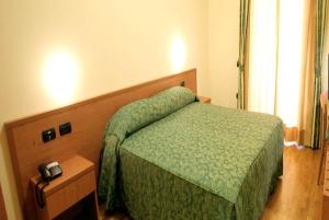 Las mejores ofertas de DAMA HOTEL Fossano 