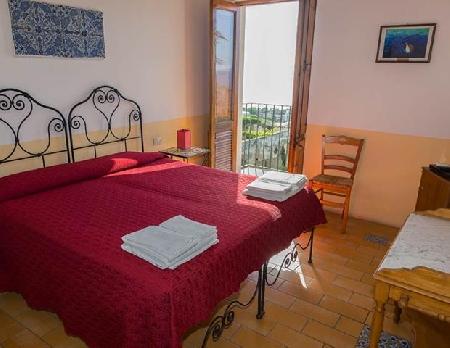 Las mejores ofertas de LA LOCANDAL POSTINO ISOLA DI SALINA