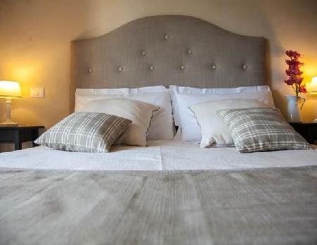 Las mejores ofertas de ZAHIR COUNTRHOUSE Noto