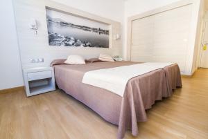 Las mejores ofertas de Eix Alcudia Hotel +18 Port d`Alcudia