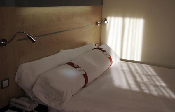 Las mejores ofertas de Holiday Inn Express Barcelona - Sant Cugat Sant Cugat Del Vallès