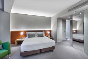 Las mejores ofertas de The Artist Grand Hotel of Art Bilbao