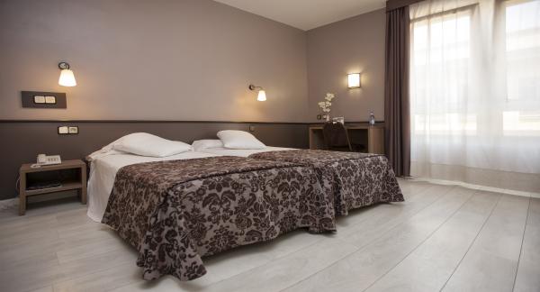 Las mejores ofertas de B&B HOTEL Tarragona Centro Urbis  Tarragona 