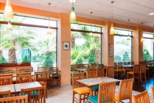 Las mejores ofertas de ibis Valencia Bonaire Aeropuerto Ribadeo