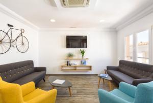 Las mejores ofertas de Hostal JUME - URBAN ROOMS Mahón