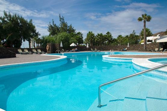 Las mejores ofertas de Hipotels Natura Garden Apartamentos Playa Blanca