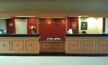 Ramada by Wyndham Fresno North