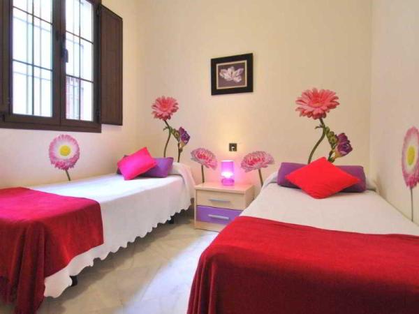 Las mejores ofertas de Living Sevilla Apartments Sevilla