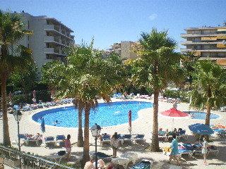 Las mejores ofertas de PINEDA PARK APARTMENTS La Pineda