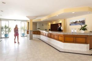 Las mejores ofertas de APARTAMENTOS OASIS PARK Cala en Forcat