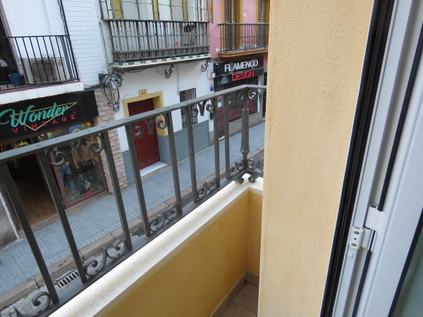 Las mejores ofertas de Living Sevilla Apartments Hercules Sevilla