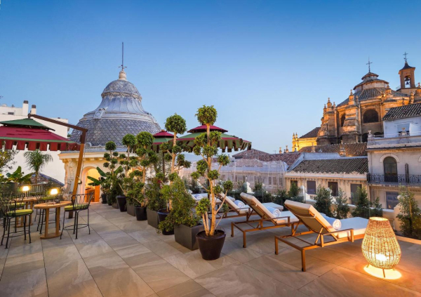 Las mejores ofertas de Palacio Gran Vía, a Royal Hideaway Hotel Granada