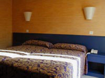 Las mejores ofertas de HOSTAL ESTEBA Caldes De Malavella