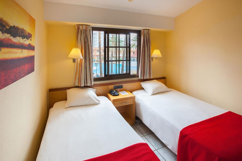 Las mejores ofertas de GRUPOTEL JARDIN DEL SOL Playa del Inglés