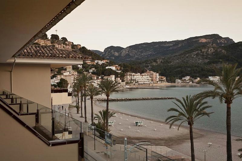 APARTHOTEL SOLLER BEACH
