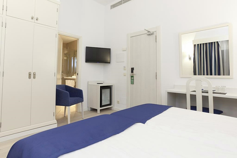 APARTHOTEL SOLLER BEACH