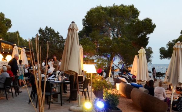 Las mejores ofertas de Catalonia Royal Ses Estaques - Adults Only SANTA EULALIA