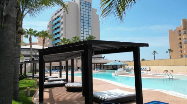 Las mejores ofertas de 4US LA MANGA VIP HOTEL La Manga del Mar Menor