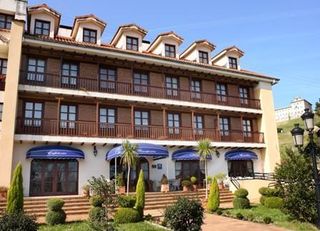 Las mejores ofertas de APARTAMENTOS CLUB CONDAL Comillas