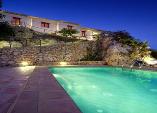 Las mejores ofertas de HOTEL BAJO EL CEJO ONLY ADULTS El Berro