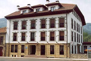 Las mejores ofertas de HOTEL EL TILO Panes