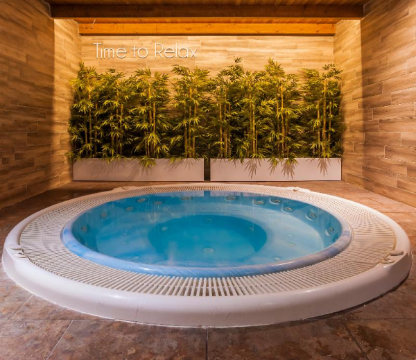 Las mejores ofertas de HOTEL ROC MELER Cañete