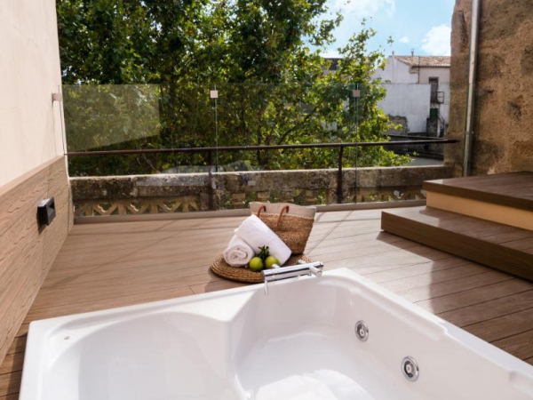 Las mejores ofertas de SOM CENTRAL HOTEL María De La Salud