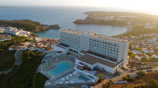 Las mejores ofertas de Palladium Hotel Menorca Arenal D, En Castell