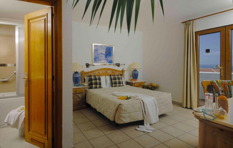 Las mejores ofertas de BEVERLY HILLS SUITES Los Cristianos