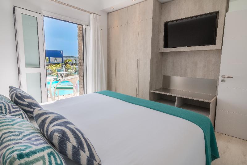 Las mejores ofertas de Hotel LIVVO Los Calderones Maspalomas