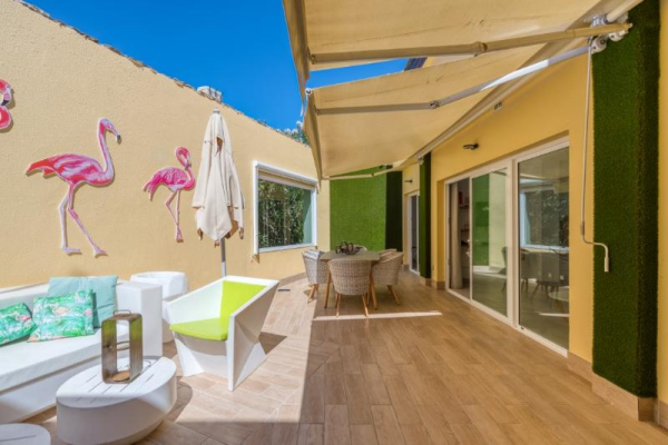 Las mejores ofertas de HOLIDAY CLUB JARDIN AMADORES Playa de los Amadores