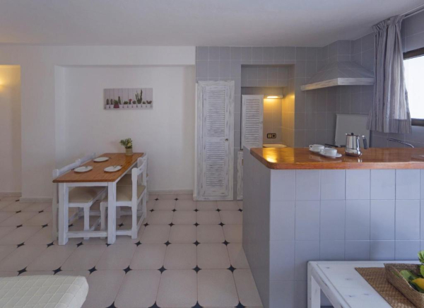 Las mejores ofertas de Apartamentos Barbarroja Playa Mitjorn