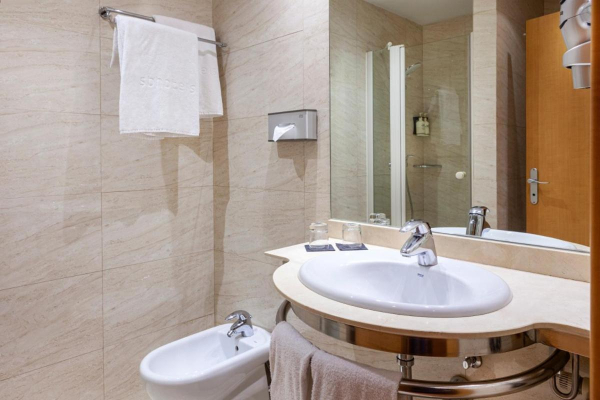 Las mejores ofertas de SB Express Madrid Norte San Sebastián De Los Reyes