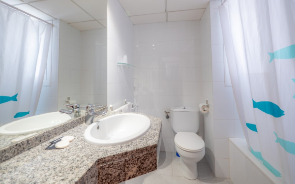 Las mejores ofertas de VM TORREDEMBARRA HOTEL Torredembarra