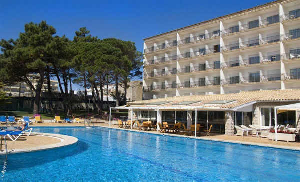 Las mejores ofertas de RVHotels Nieves Mar Lʿ Escala